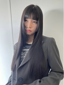 シータ(sheta) 【sheta三畑】小顔に見える黒髪ネビージュワンレン韓国ロング