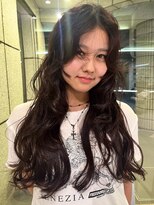 ダブ アオヤマ(DaB AOYAMA)&nbsp;ロングレイヤーカット顔まわりカット顔まわりレイヤー黒髪ロング