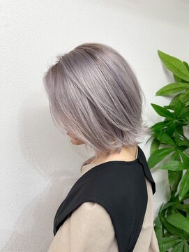 ロイス 渋谷(ROIS) ボブルフ/ネビージュ/小顔/ワンレン/スモーキーアッシュ[渋谷駅]