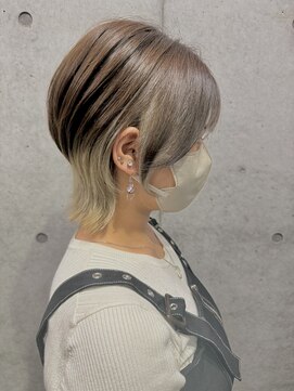 アイフィ(iFY) 【iFY 大久保】ウルフ×インナーホワイト