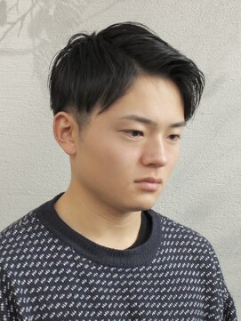 ミッドシー(mid-c) ツーブロックショート［メンズカット/ツーブロック/眉カット］