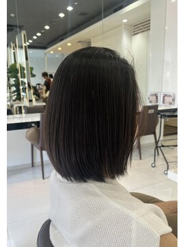 フィッツ(Fits) 大人のツヤボブ