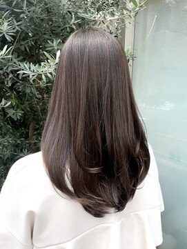 マリックインク バイ キューミー(MARIC inc. by Qmee) 【マリコ】レイヤーカット/オリーブグレージュ/透明感カラー