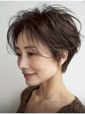 ミセスショート×白髪ぼかしカラー３０代４０代５０代６０代