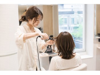 トッカ 天神店(tocca)の写真/個室×マンツーマンだから安心。丁寧なカウンセリングで、あなたに似合う理想のヘアスタイルへ