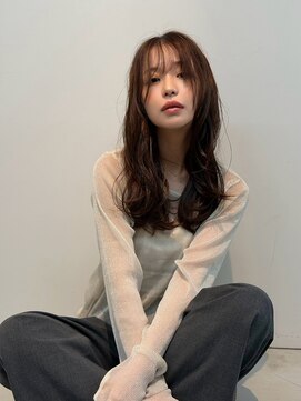 シダ(sida SAIIN) 韓国風ゆる巻きレイヤーハッシュカットミルクティーベージュ