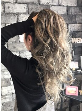 ラヴィエール(LAVIERE by R-EVOLUT) LAVIERE柿本流☆外国人風×バレイヤージュ