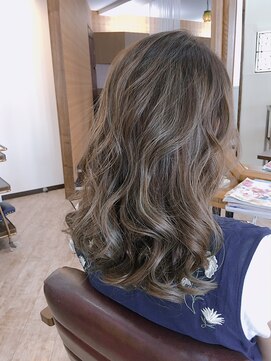 ヘアーサロン ディ アイ ジー ソル(Hair Salon D.I.G sol) グラデーションカラー