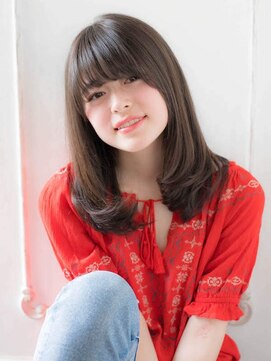 ルティア 池袋(Lutia) 艶のある暗髪ヘア