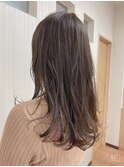 ブリーチなしで透明感!ホワイトベージュのクラリティカラー