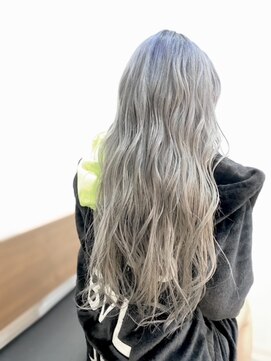 ノチ(Noci) 【志治幸佳】ロングのホワイトシルバー