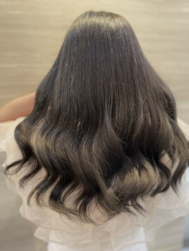 ラビス クローバー(Lovis clover) 《RIN》ブルーブラック