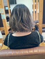 グランバイ アトリエドングリ(Grand × AtlierDonguri) お客様髪質改善データ1404(バレーヤージュ)