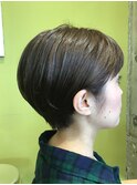 耳かけしたいショートボブ