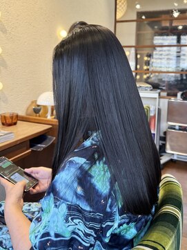 エルサフィロ キタハマ(el zafiro kitahama) 30×40×50代×似合わせカット×お手入れ簡単×フローディア