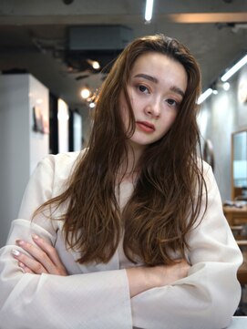 ソルトウォーター(SALT WATER) ピンクベージュ/イメチェン/ハイトーン/ブリーチ/恵比寿/代官山