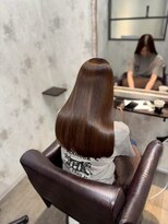シシ 新宿(She 2.)&nbsp;ココアブラウン/艶髪ロング/透明感カラー/髪質改善ストレート