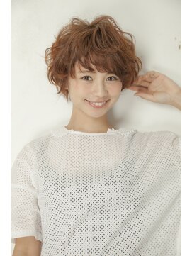 アピッシュ シェリ(apish cherie) 外国人風ふわふわパーマ