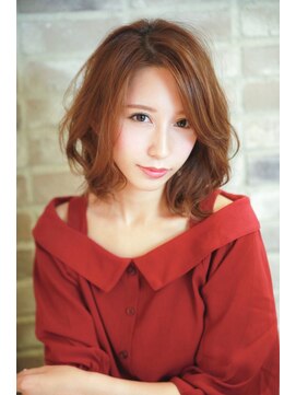 クロワ(croix) センシュアルミディ×フェアリー×切りっぱなしボブ