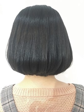 グランディール(Grandir) シンプルミニボブ