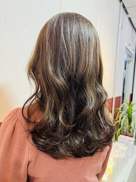 ルーファス 恵比寿 渋谷(Ruufus) 春ベージュ×愛されロング【Ruufus恵比寿渋谷】202204