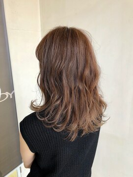 シャンプー ボーイ 宮崎柳丸店(SHAMPOO BOY) ベージュ