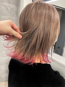 ルーブ トウキョウ(Loob. TOKYO) ピンクエンドカラー×ミクルティーブラウン、切りっぱなしボブ