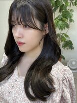 アム 表参道(am) 顔まわりカット【小顔薄めバンググレージュレイヤーロング前髪】