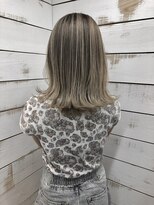 ハーツ(Heart's)&nbsp;白髪ぼかし脱白髪染め似合わせミディアムレイヤー40代50代60代♪