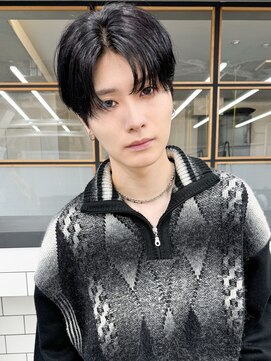 ソア 渋谷(soar) 大人ナチュラルセンターパートビジカジ清潔感アッシュブラック