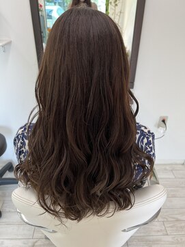 ウェリナ(welina) アッシュブラウンで上品カラー☆