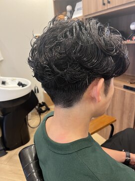 ブルペン(BULLPEN) 黒髪ニュアンスパーマ