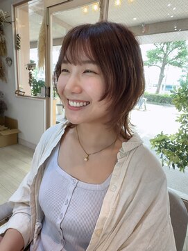 アミュー(amiu) 顔周りレイヤースタイル