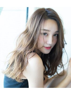 エイティヘア(Eighty hair) 大人かわいいフェミニンロング