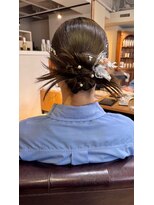 ビレップドゥエ(BIL'EP due) お呼ばれアレンジ カチモリヘア