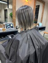 サニー 渋谷(SUNNY)&nbsp;バレイヤージュ、ハイライト、レイヤーロング、グレーベージュ