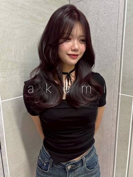 アケミ(akemi) 大人フェミニンレイヤーロング