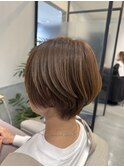 丸みくびれショート