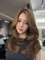 エッセンザ 梅田(ESSENZA) 大人の色気ボリュームレイヤーカット