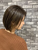 アイディー バイ ケンジ(id. by KENJE) レイヤーボブ×ハイライトオンスモーキーアッシュ