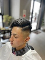 ニーキュウヨン バーバーズストア(294 BARBER's Store) スキンフェード×サイドパート