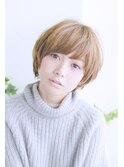 ナチュラルショートヘア