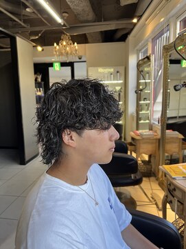 アイズ 海老名(AIZU) 波巻きツイストスパイラルパーマ 波巻きパーマ ツイストパーマ