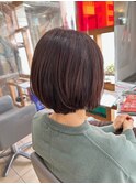 ステップボーンカットカットボブショートハイライト白髪ぼかし