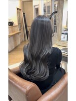 エイミーバイアフロート(amie  by afloat)&nbsp;ハイライトカラー×アッシュグレーカラー