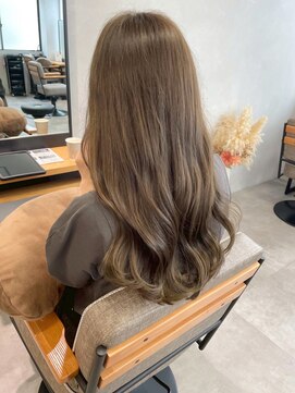 ミュラ(mulah) ニュアンスカラーオリーブベージュ＊ゆる巻き透明感カラー