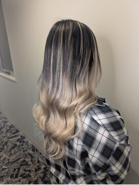 ブランシスヘアー(Bulansis Hair) バレイヤージュシールエクステ