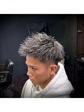 ブライト 守口(Breit) 【ホワイトメッシュジェットフェード】