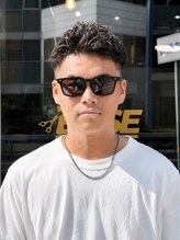 ベース(BASE)&nbsp;Cafe&Barber BASE×中学生フェードスタイル
