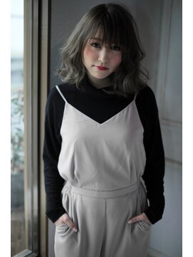 パーチェ(perche) perche【イルミナカラー×波ウェーブボブ】